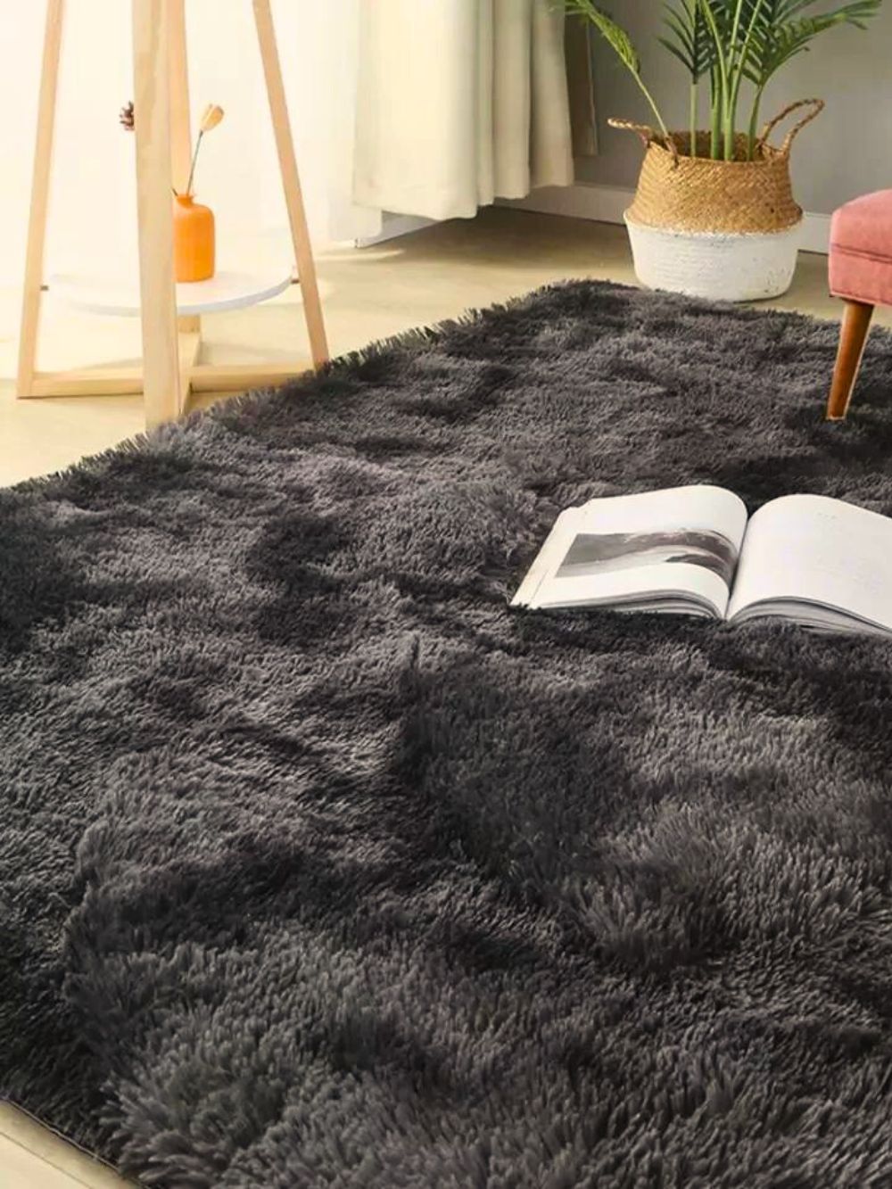 Tapis Ultra Doux à Longs Poils Couleur Noir Anthracite